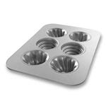 Bundy Chicago Metallic® Mini-Swirl/Turban/Beehive Cake Pan, 11 1/8" x 15 3/4" - 25600