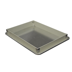 MFG Tray® Fibreglass Bun Pan Extender for 13" x 18" Pans, White, 2" H- 176119
