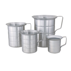 Browne® Liquid Measure Cup, 1/2 qt, 4-1/4" X 3-7/8" - 575645
